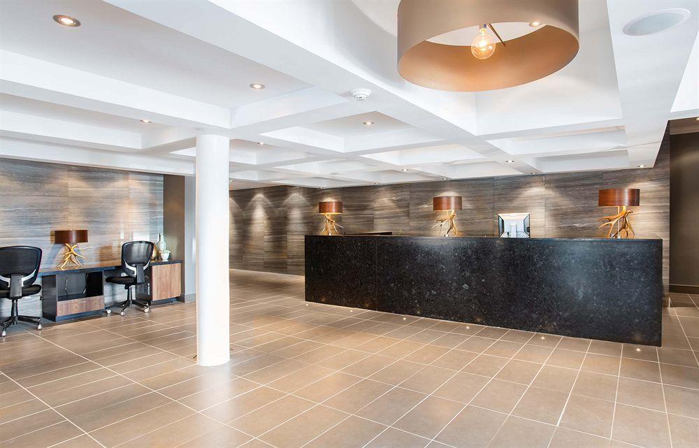 Sandman Hotel וורנון מראה חיצוני תמונה